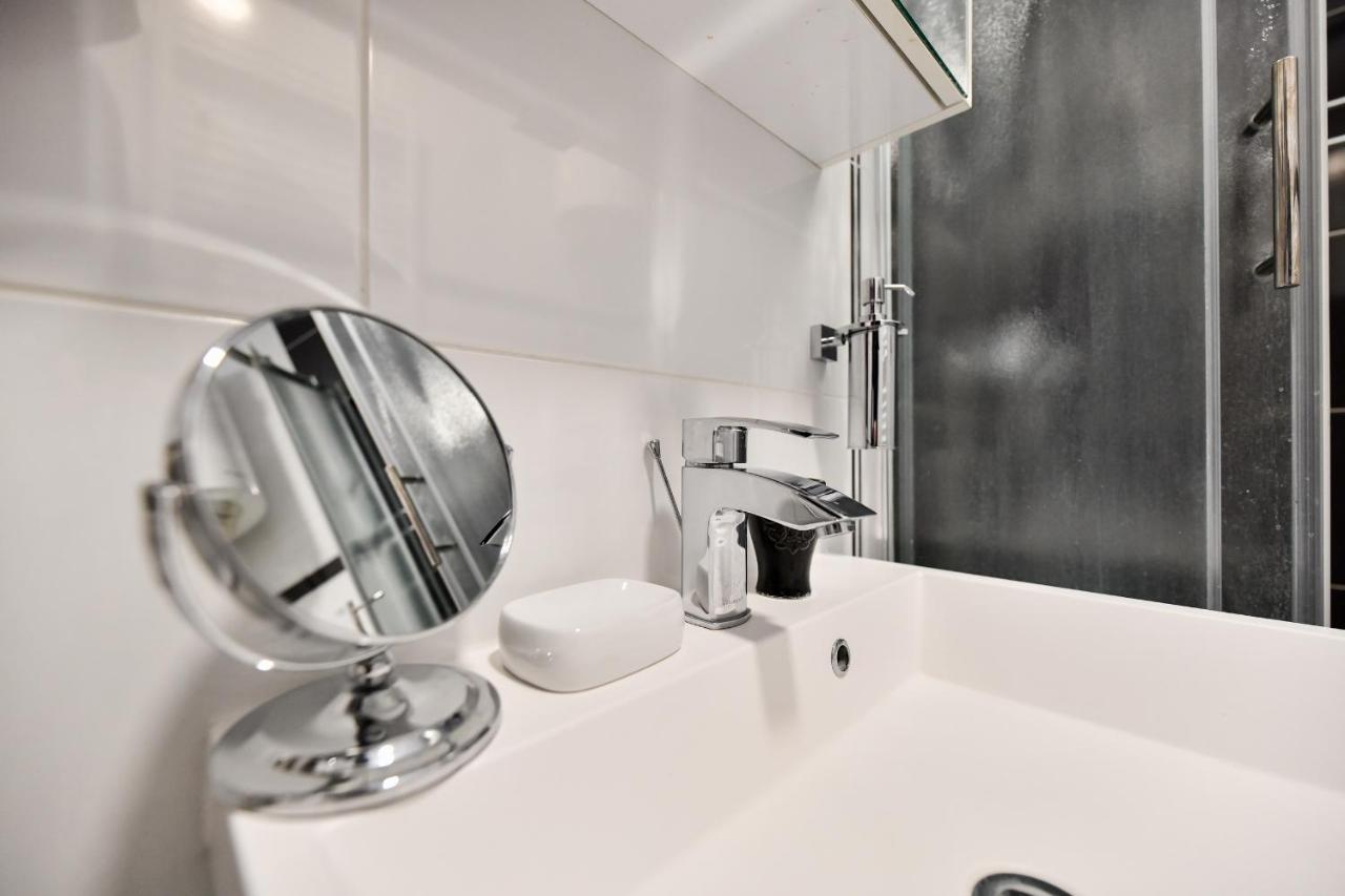 Lauris Luxury Apartment زادار المظهر الخارجي الصورة