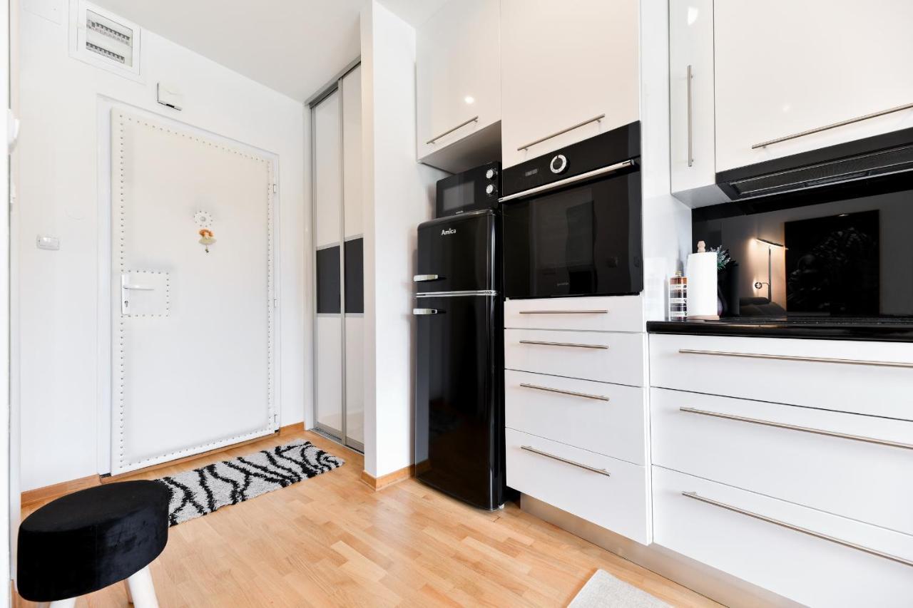Lauris Luxury Apartment زادار المظهر الخارجي الصورة