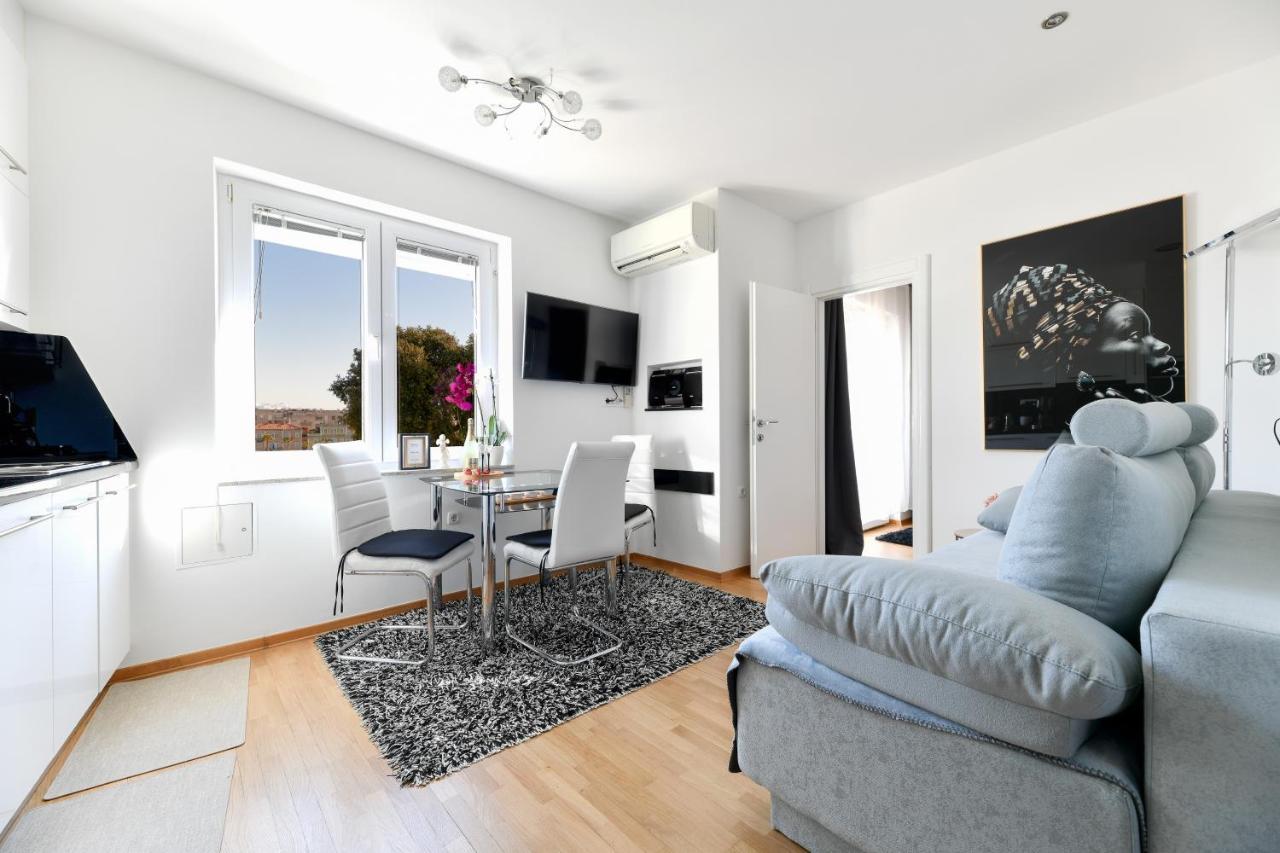 Lauris Luxury Apartment زادار المظهر الخارجي الصورة