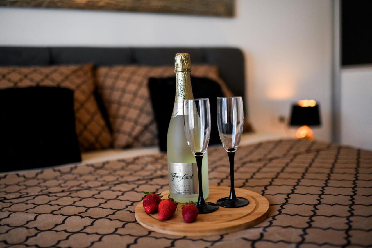 Lauris Luxury Apartment زادار المظهر الخارجي الصورة